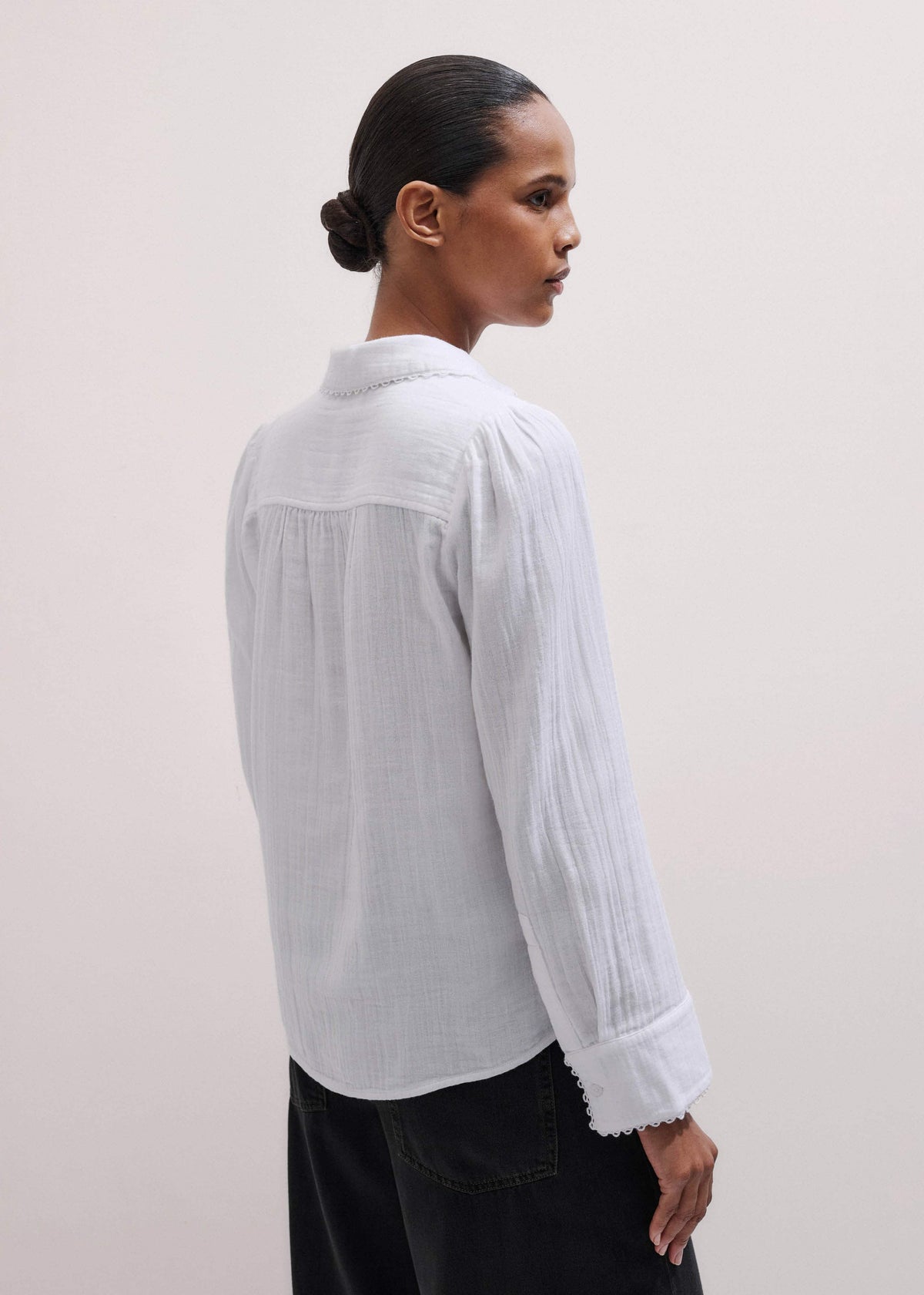 White Cheesecloth Trim Detail Shirt | ME+EM