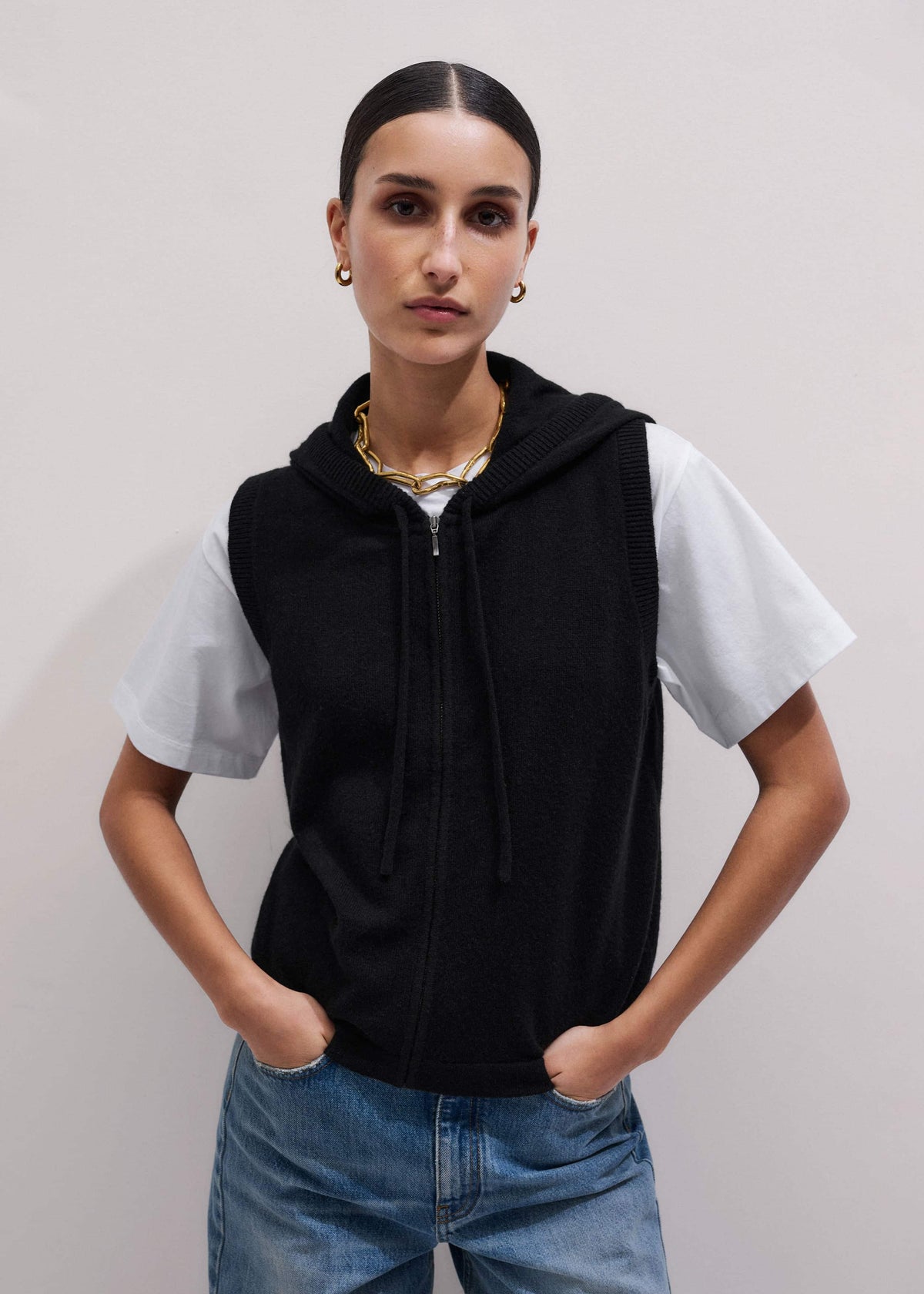 Black Cashmere Sleeveless Relaxed Zip Hoodie | ME+EM