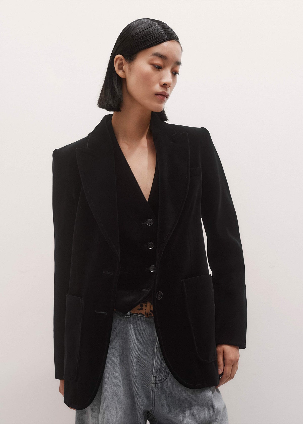 Black Stretch Velvet Sharp Shoulder Blazer | ME+EM