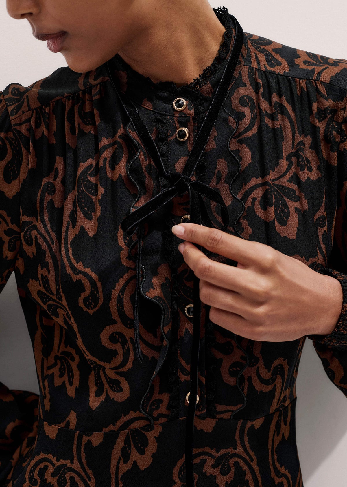 Black Floral Scroll Print Crepe Signature Maxi Dress | ME+EM