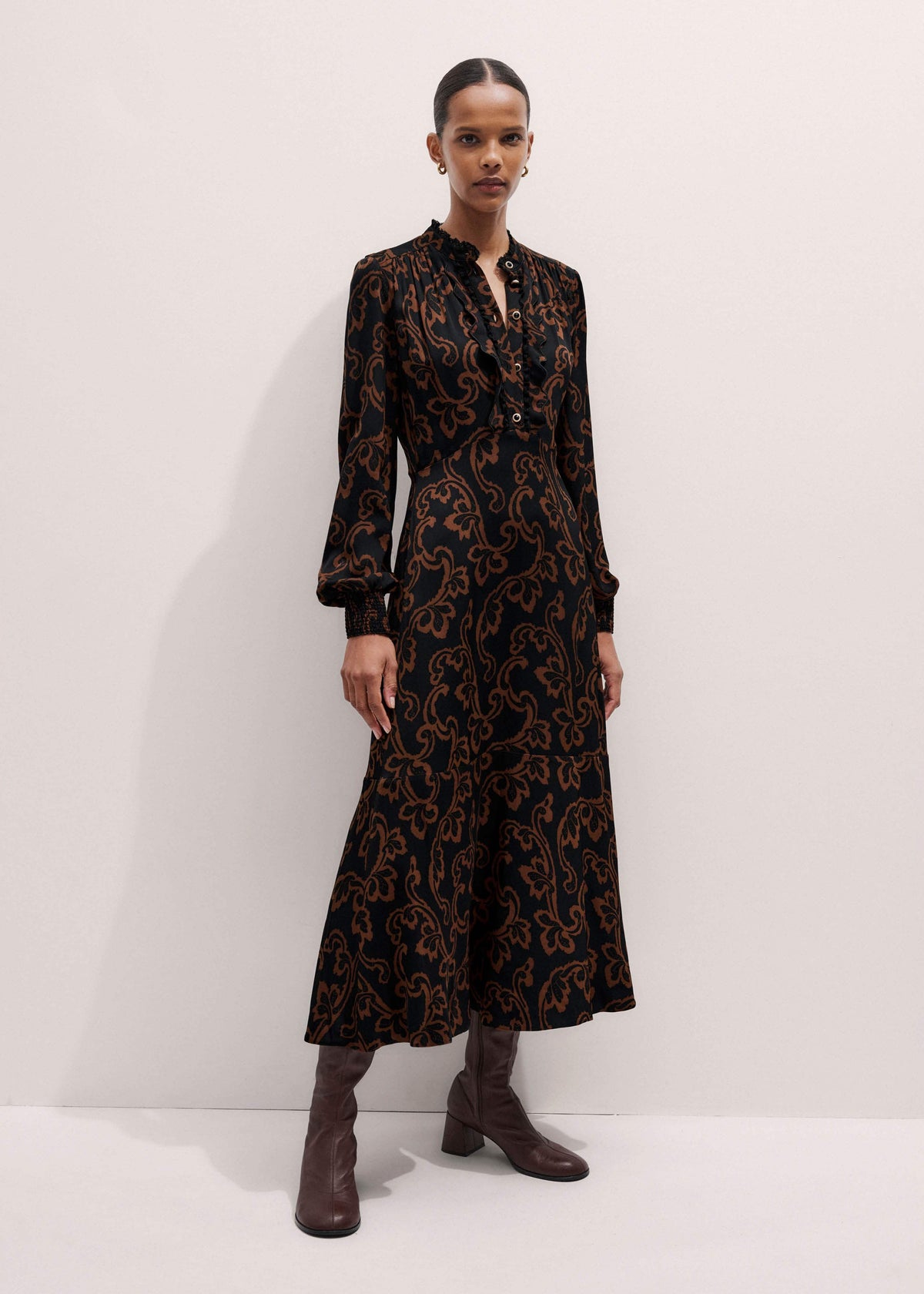 Black Floral Scroll Print Crepe Signature Maxi Dress | ME+EM