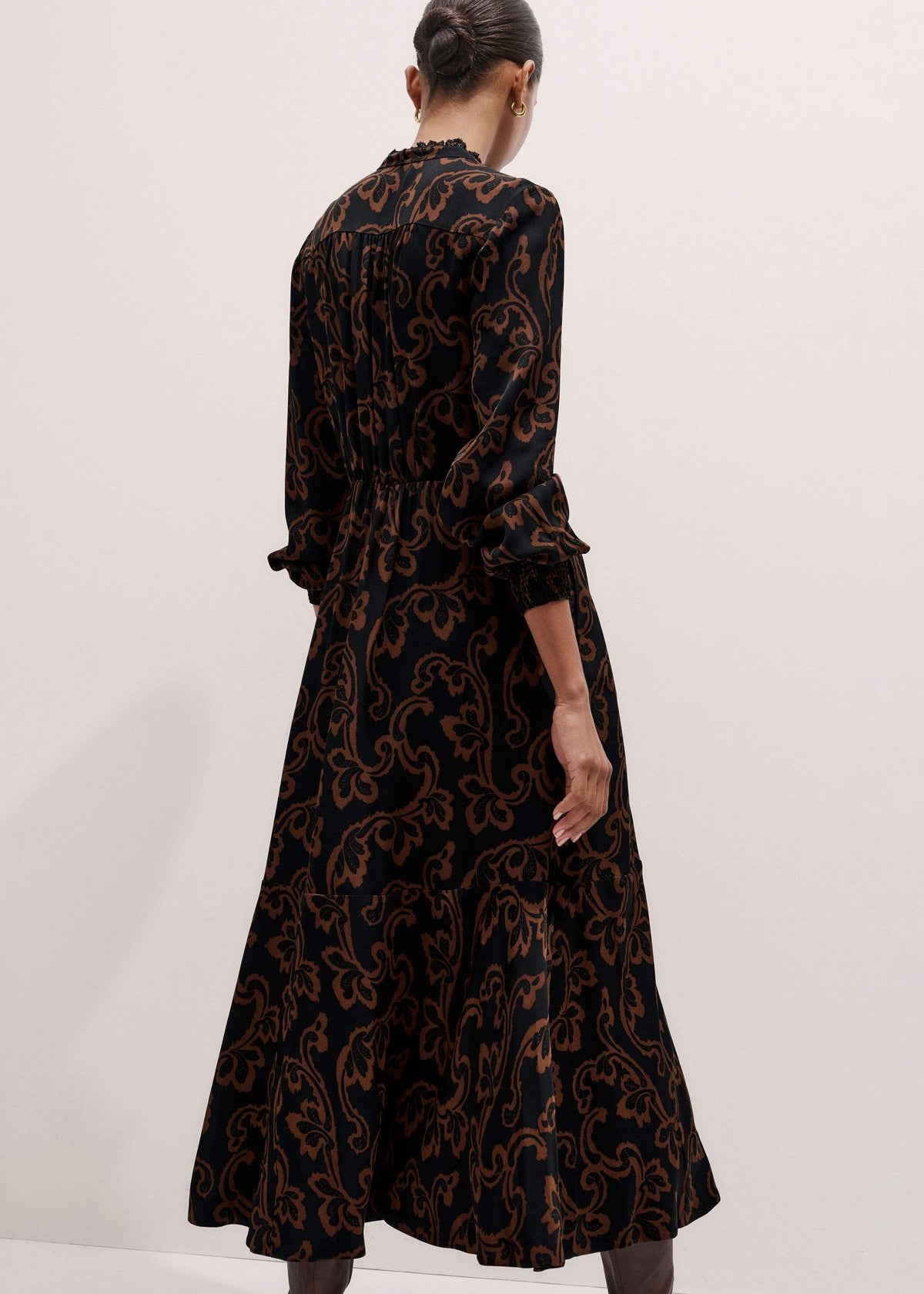 Black Floral Scroll Print Crepe Signature Maxi Dress | ME+EM