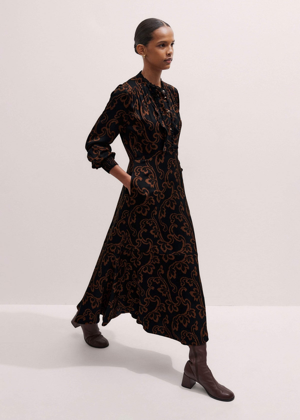 Black Floral Scroll Print Crepe Signature Maxi Dress | ME+EM
