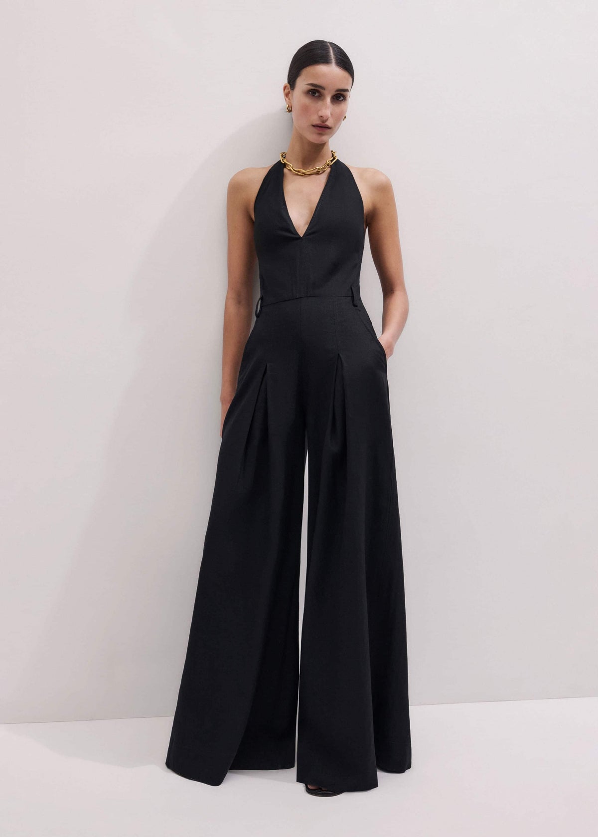 Black Crease-Less Linen Halterneck Wide Jumpsuit | ME+EM