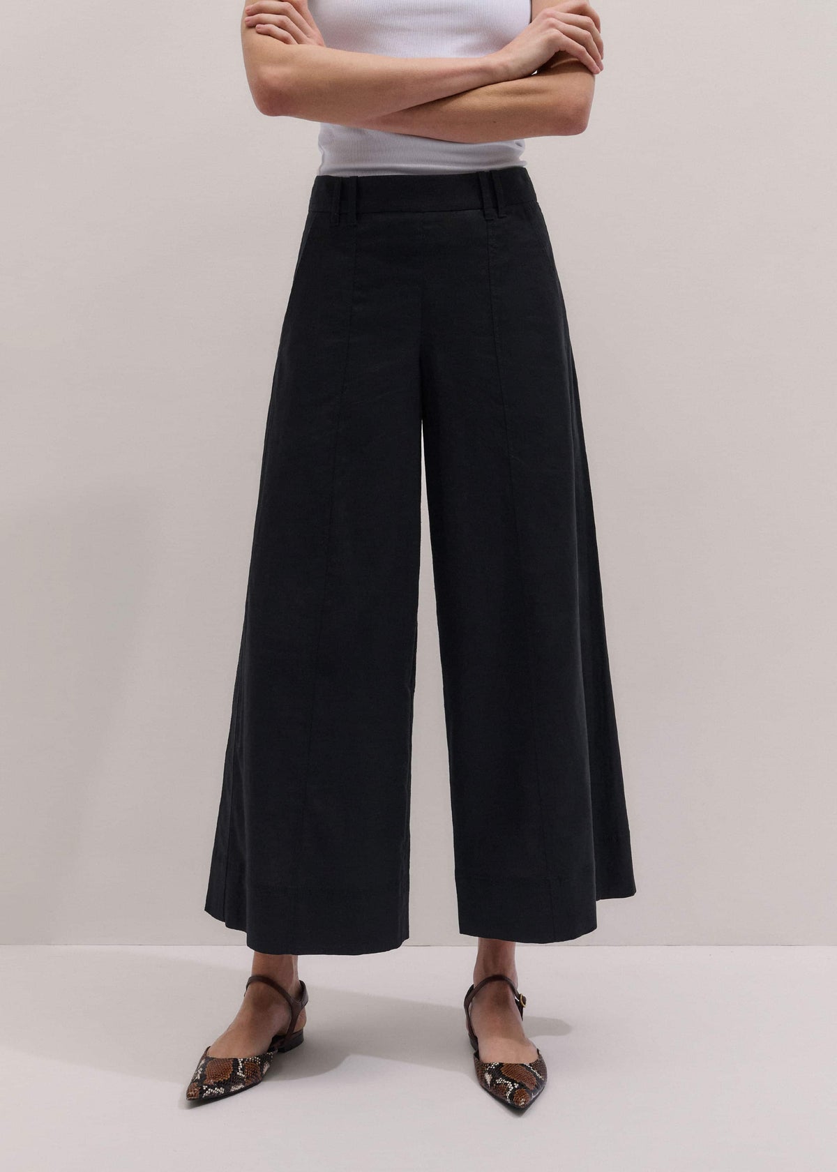 Black Crop Wide-Leg Pant | ME+EM