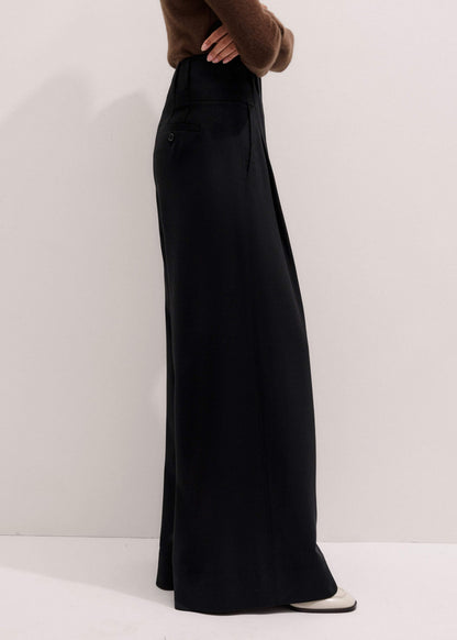 Black Wool Ultra Wide-Leg Pleat Pant | ME+EM