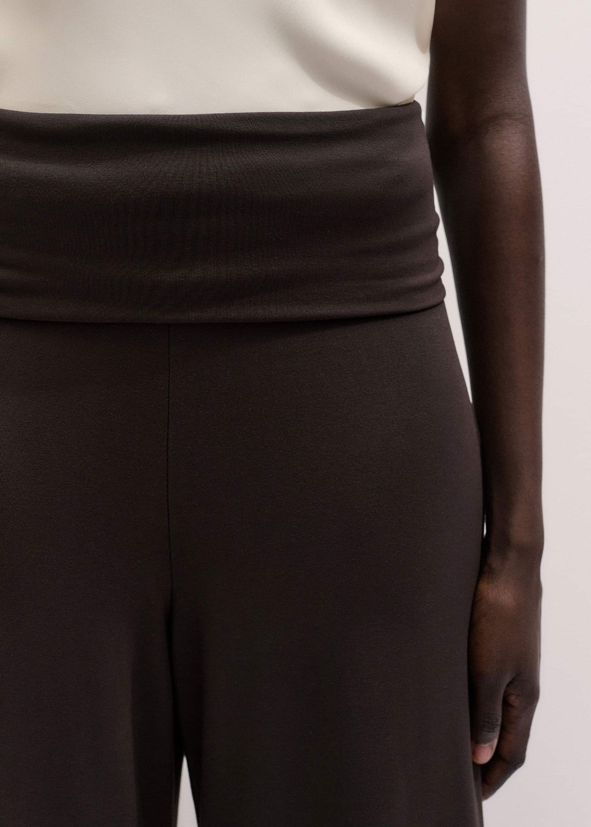 Brown Super Wide Palazzo Pant | ME+EM