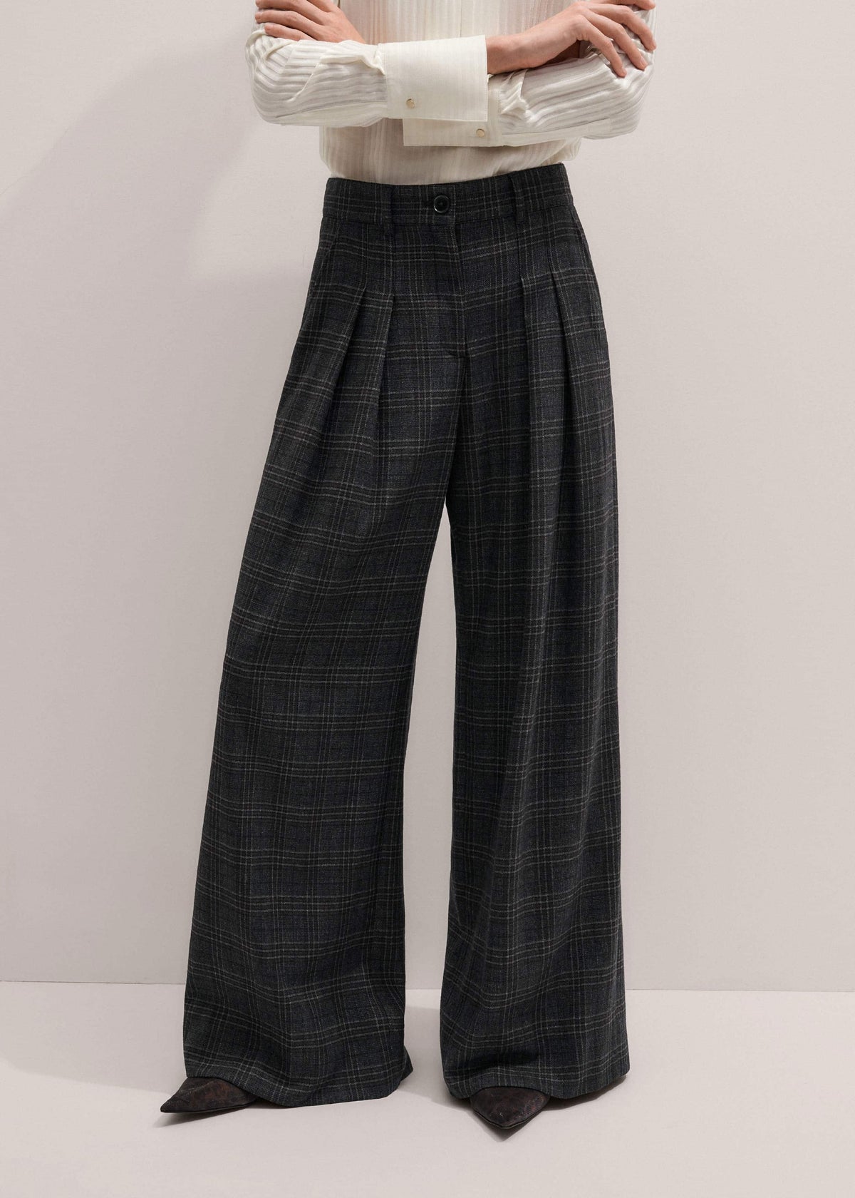 Gray Wool Wide-Leg Double Pleat Trouser | ME+EM