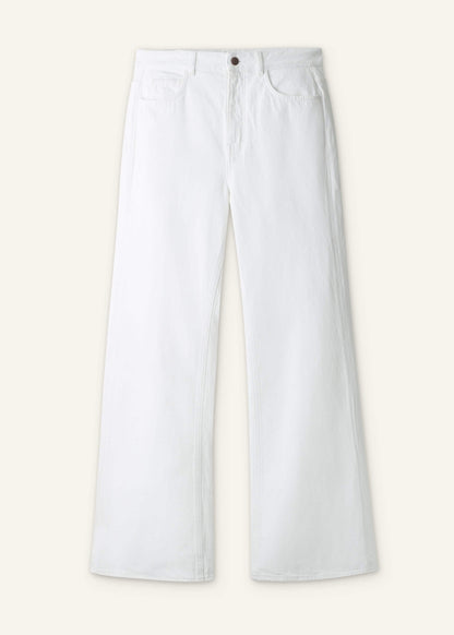 White Leg Elongator Jean | ME+EM