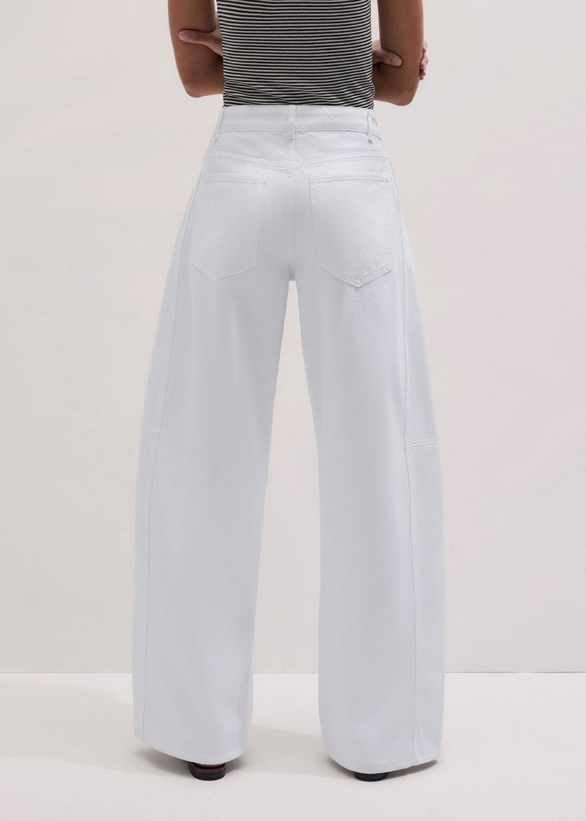 White Exaggerated Taper Jean | ME+EM