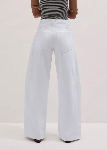 White Exaggerated Taper Jean | ME+EM