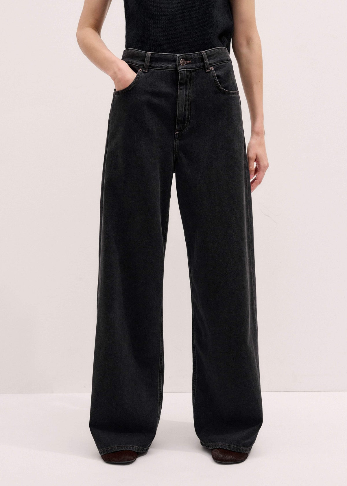 Black Every-Wear Baggy Jean | ME+EM