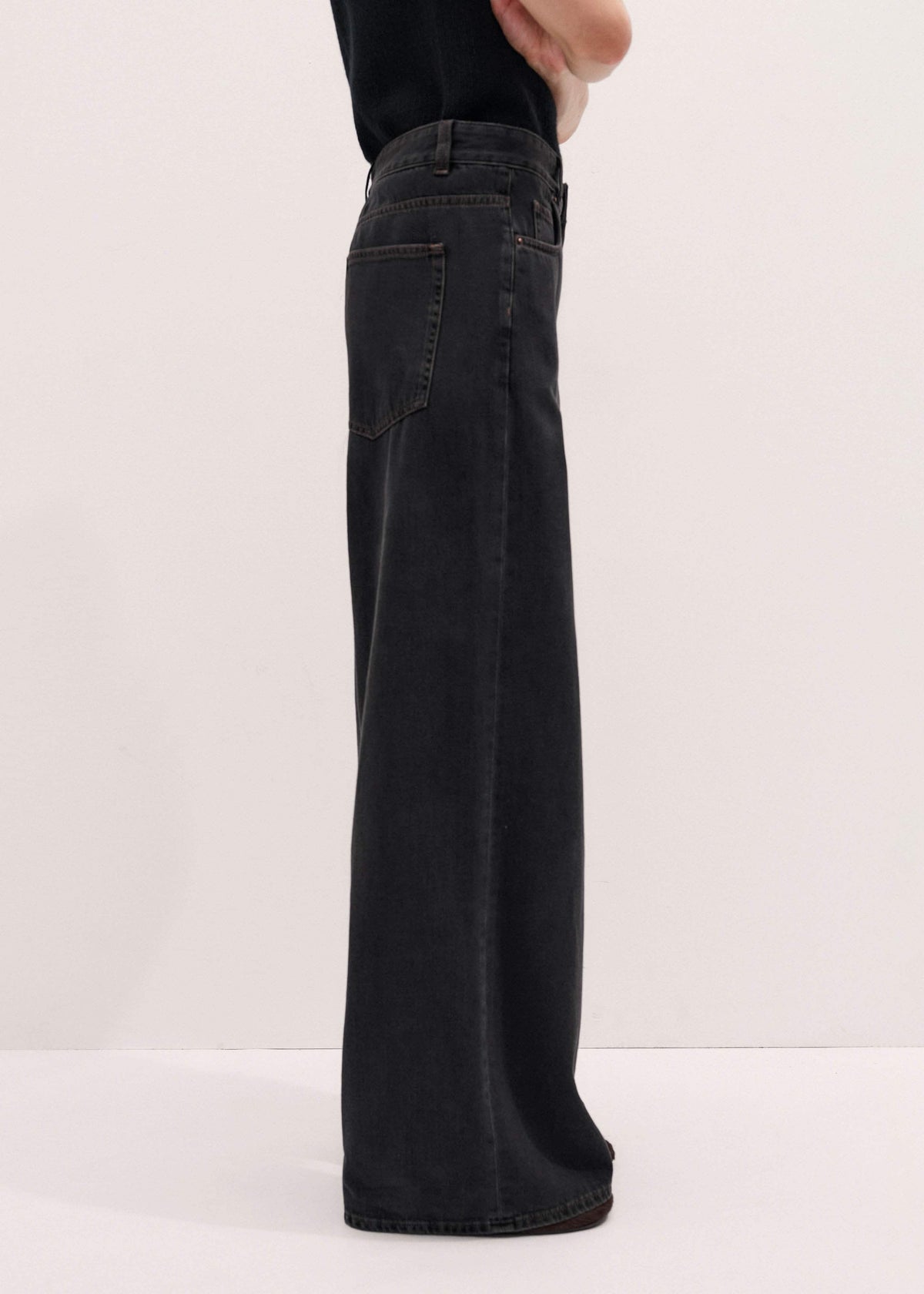 Black Every-Wear Baggy Jean | ME+EM