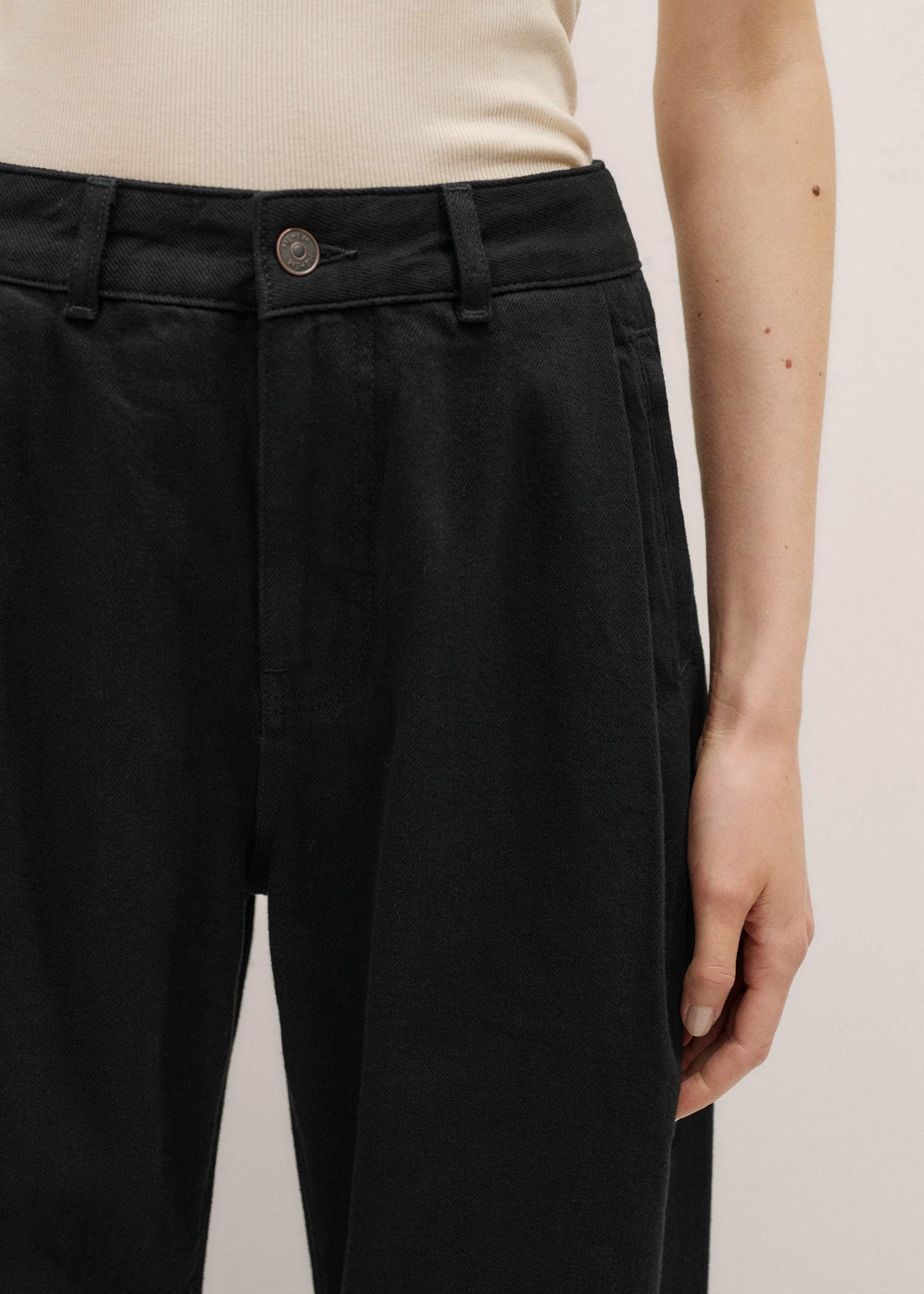 Black Clever Jean | ME+EM