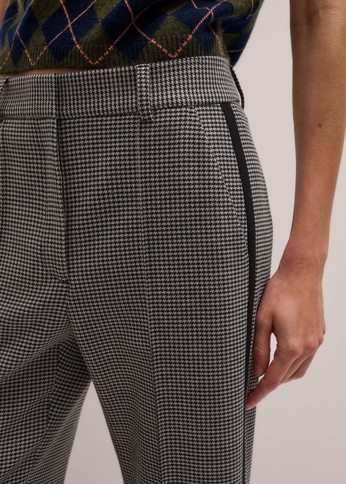 Ivory Houndstooth Straight Crop Trouser | ME+EM