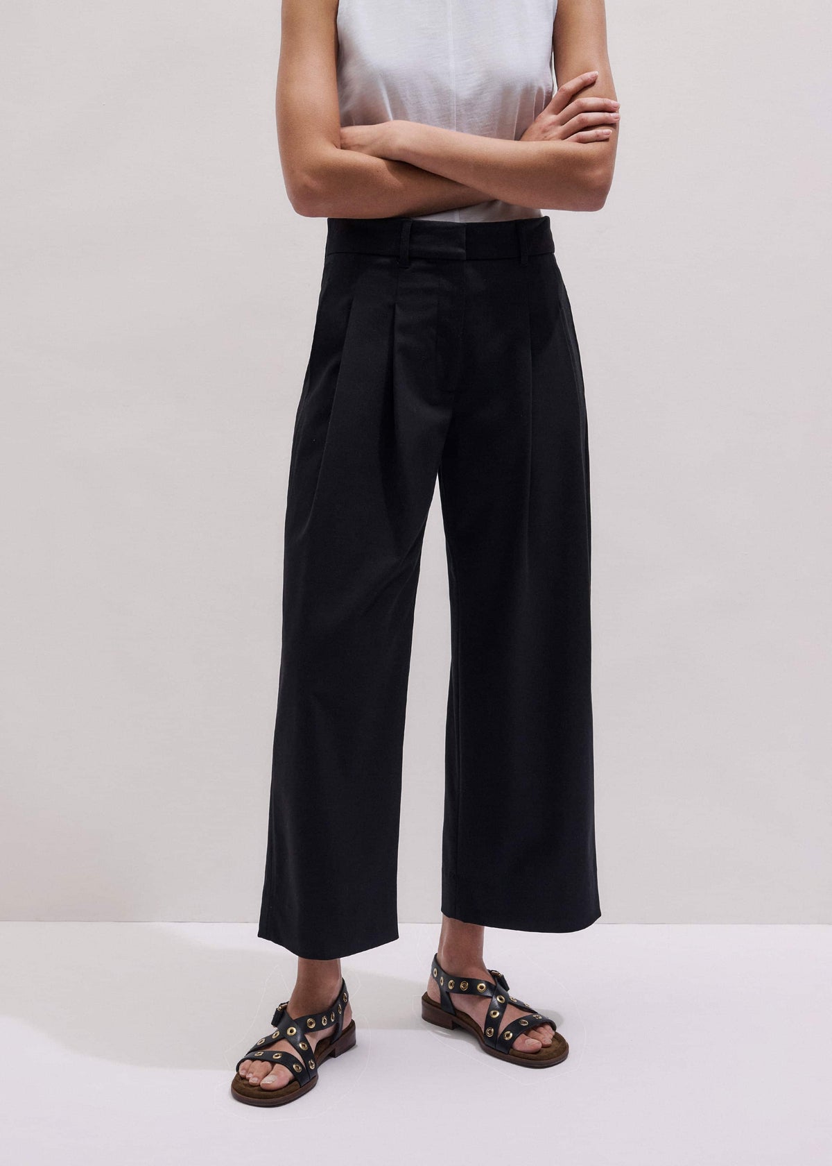 Black Straight Crop Pleat Front Pant | ME+EM