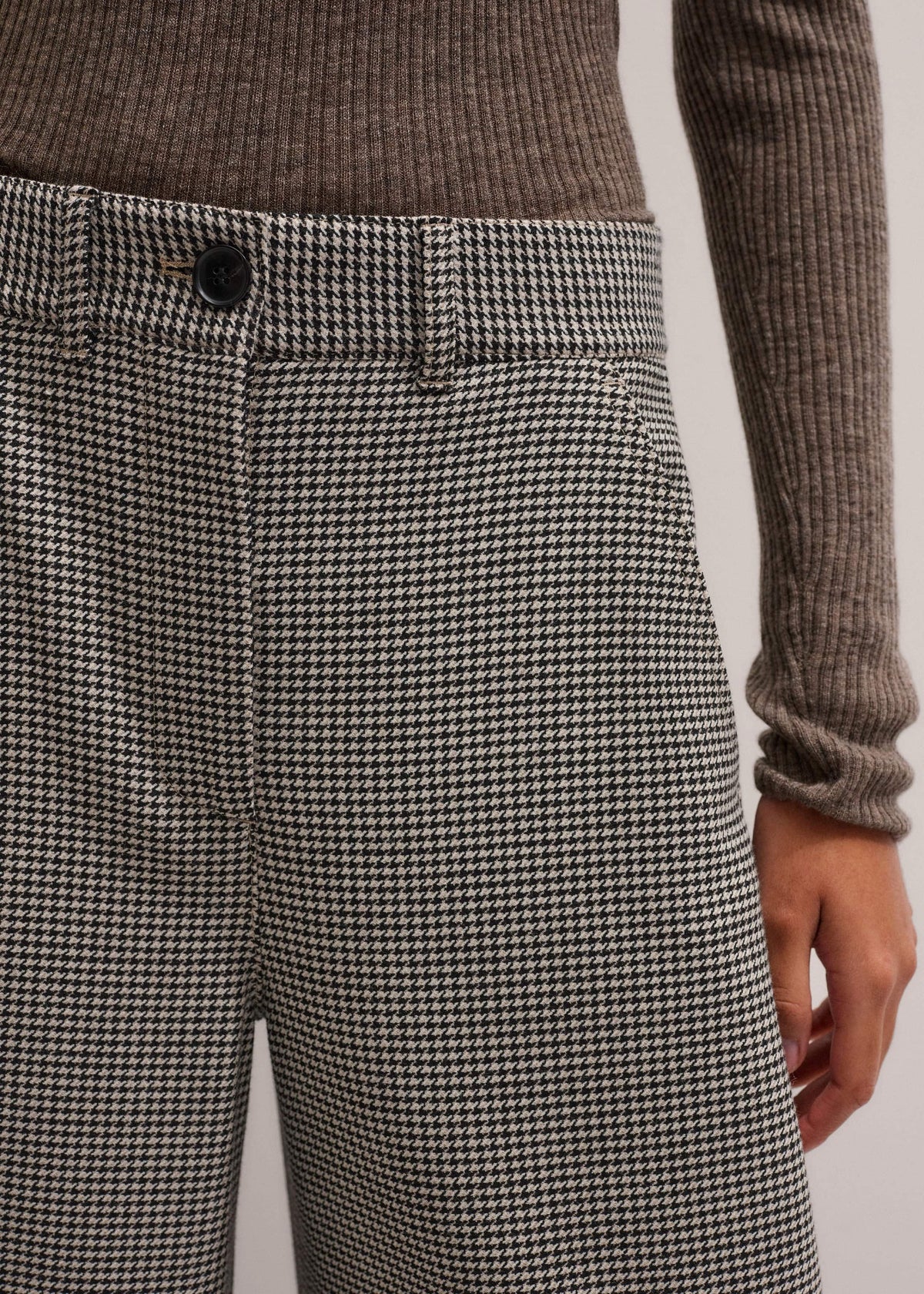 Ivory Houndstooth Extreme Tapered Pant | ME+EM