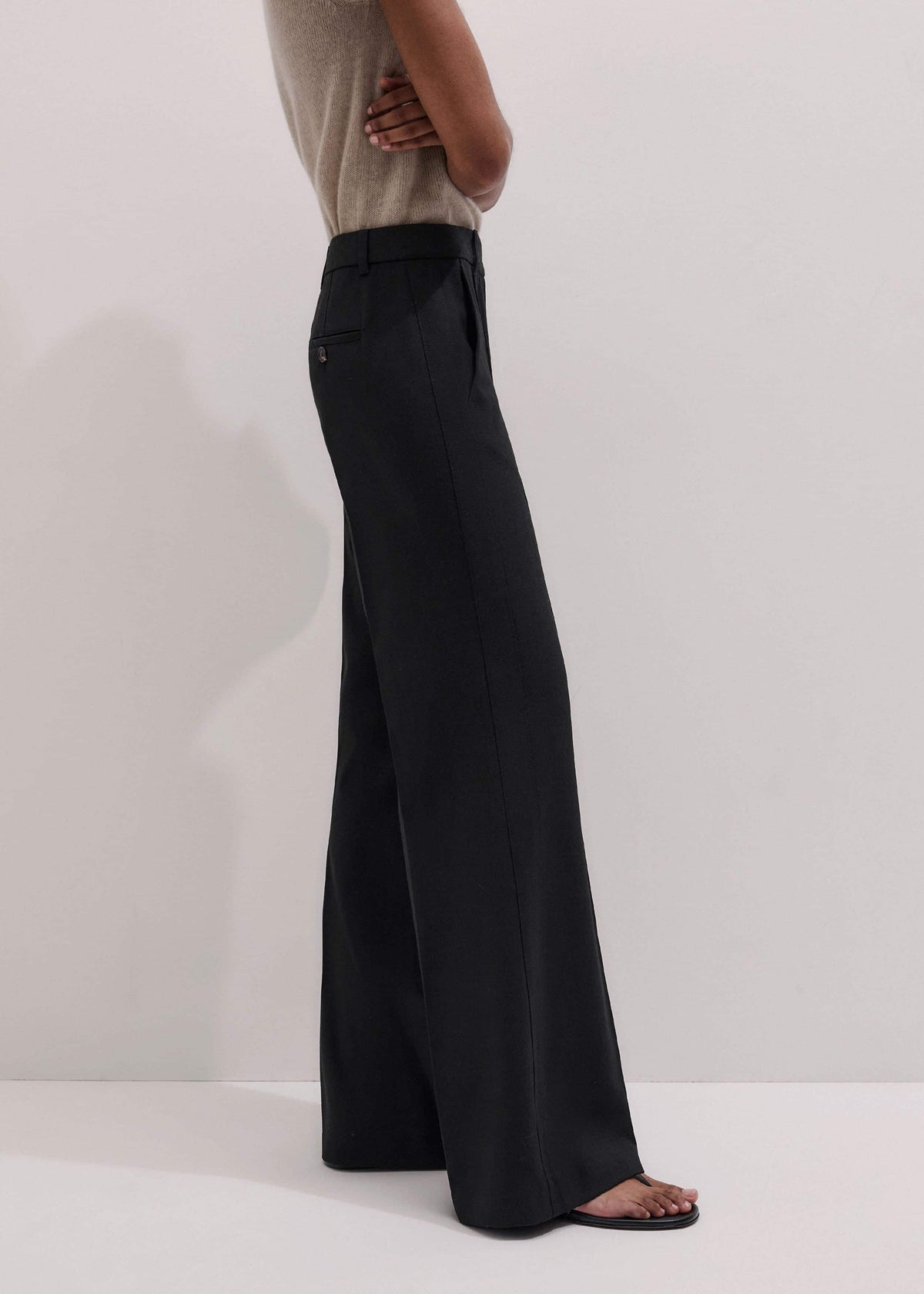 Black Tailored Leg Elongator Pant | ME+EM