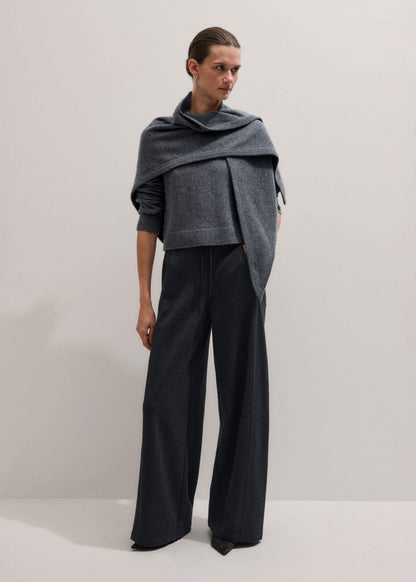 Gray Herringbone Barrel-Leg Pant | ME+EM