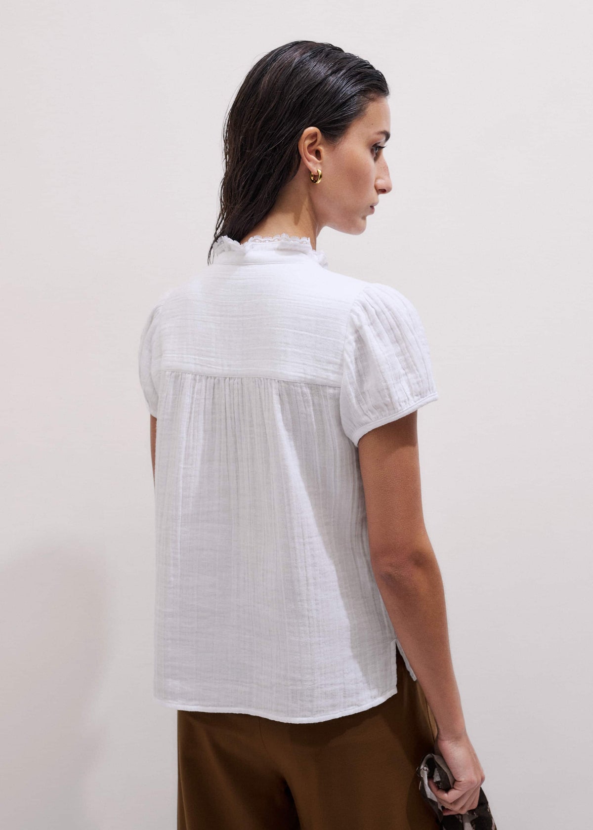 White Straight Cheesecloth Cap-Sleeve Blouse | ME+EM