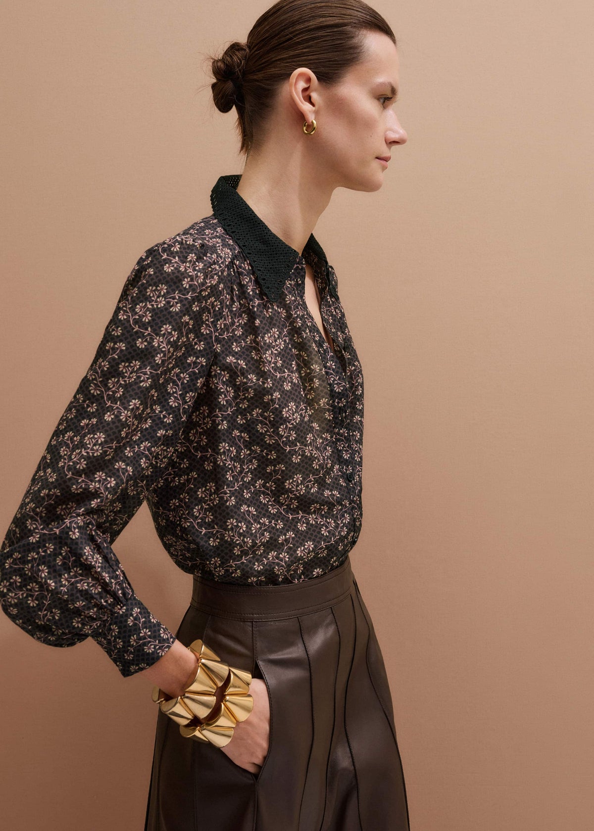Black Scallop Daisy Print Feature Collar Blouse | ME+EM