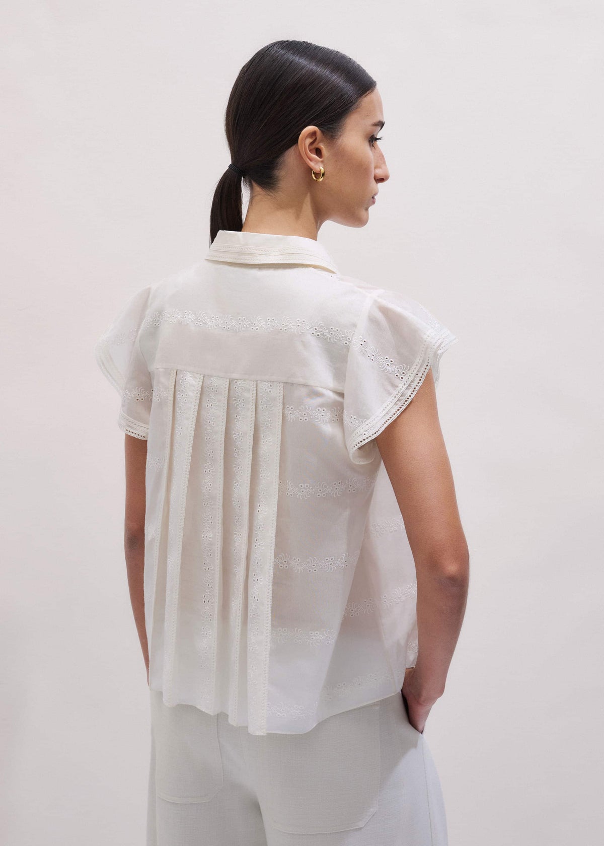 Cream Silk Cotton Embroidery Collar Swing Blouse | ME+EM