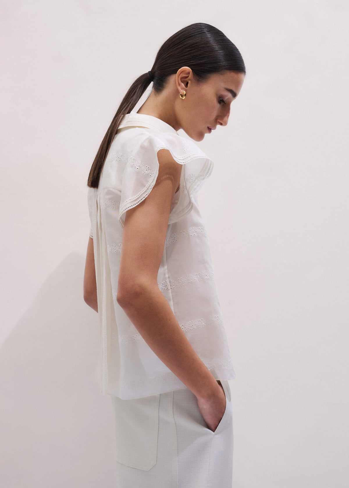 Cream Silk Cotton Embroidery Collar Swing Blouse | ME+EM