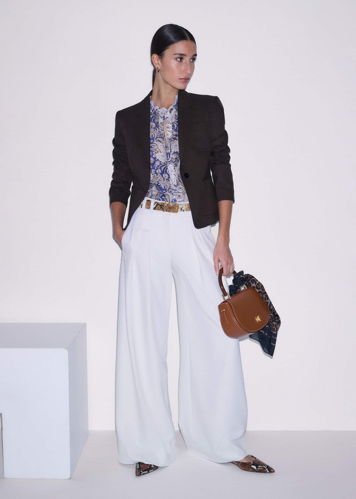 Blue Elaborate Botanical Print Ruffle Straight Blouse | ME+EM