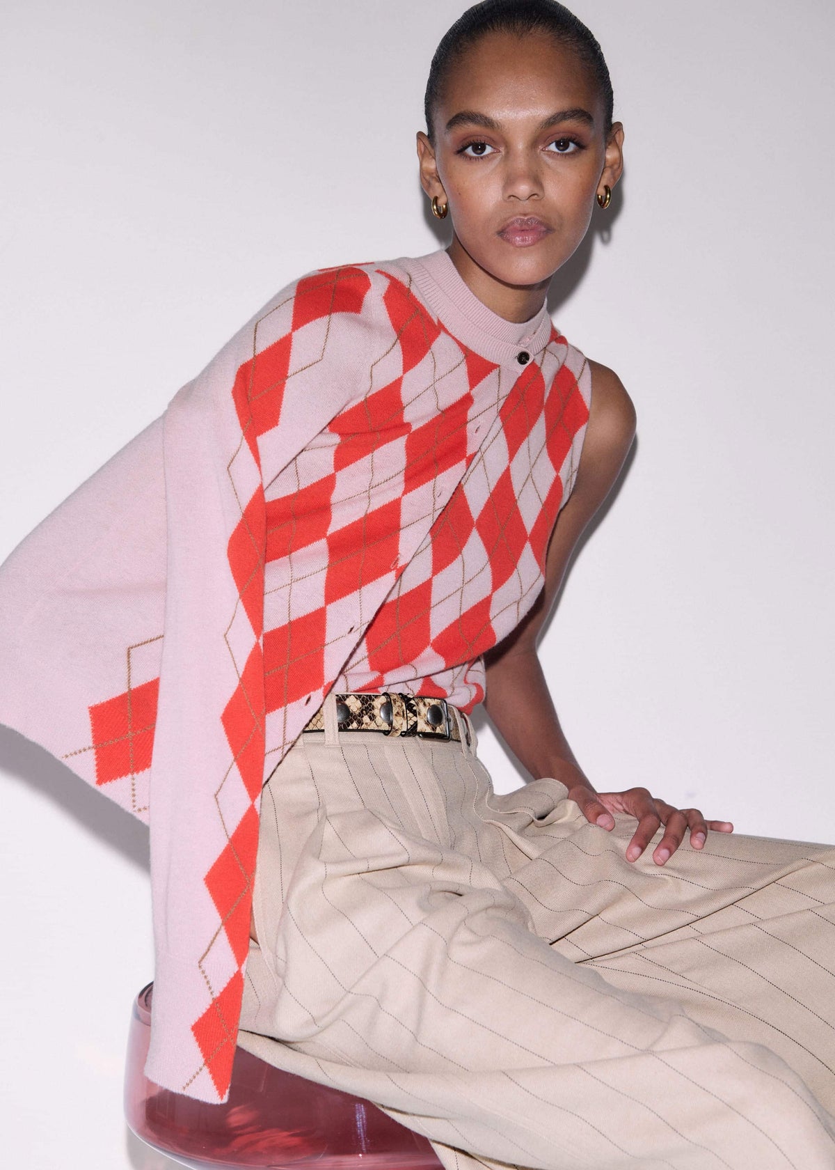 Pink Fine Argyle Slim Knit Vest | ME+EM
