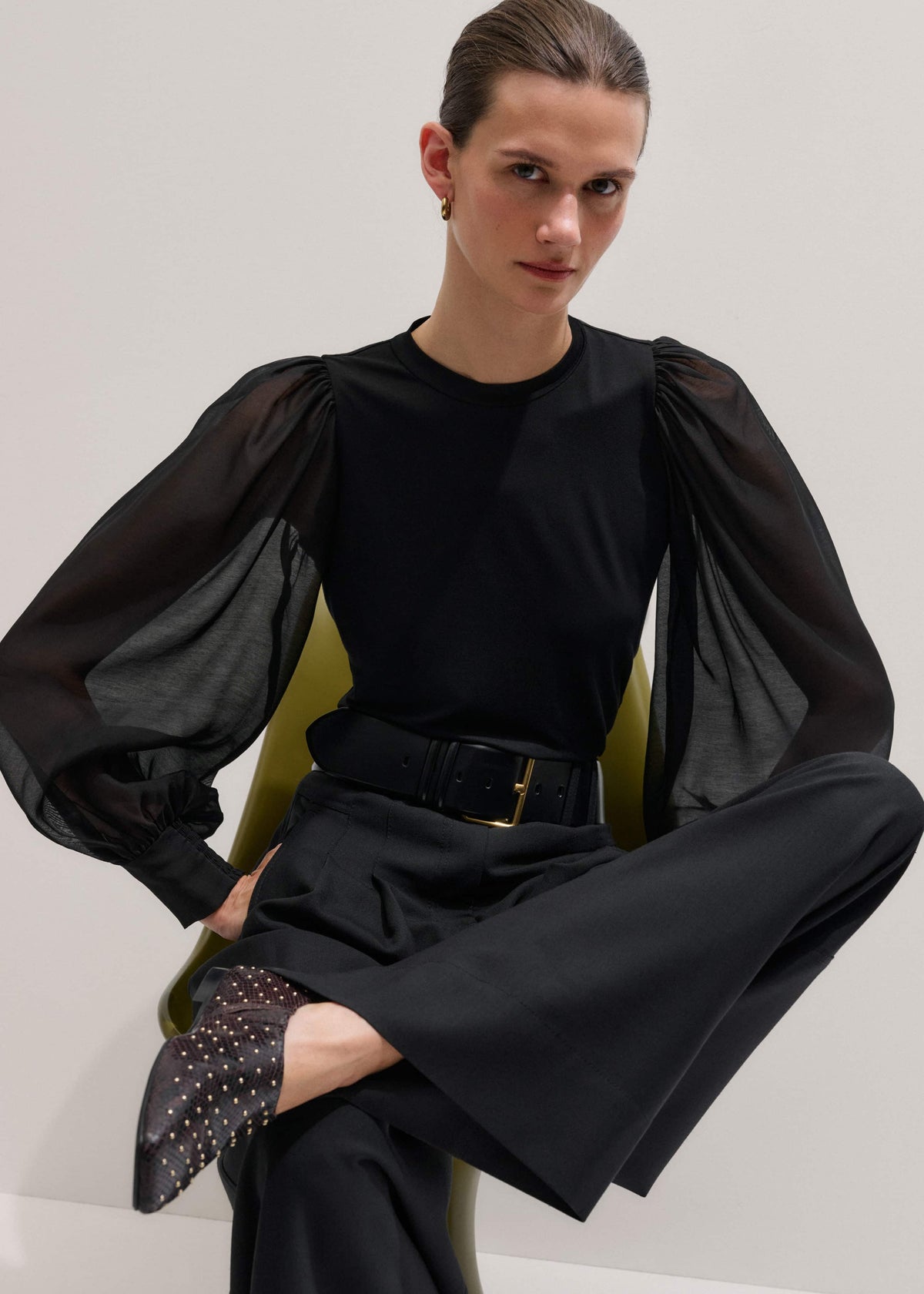 Black Balloon Sleeve Slim Layering Top | ME+EM