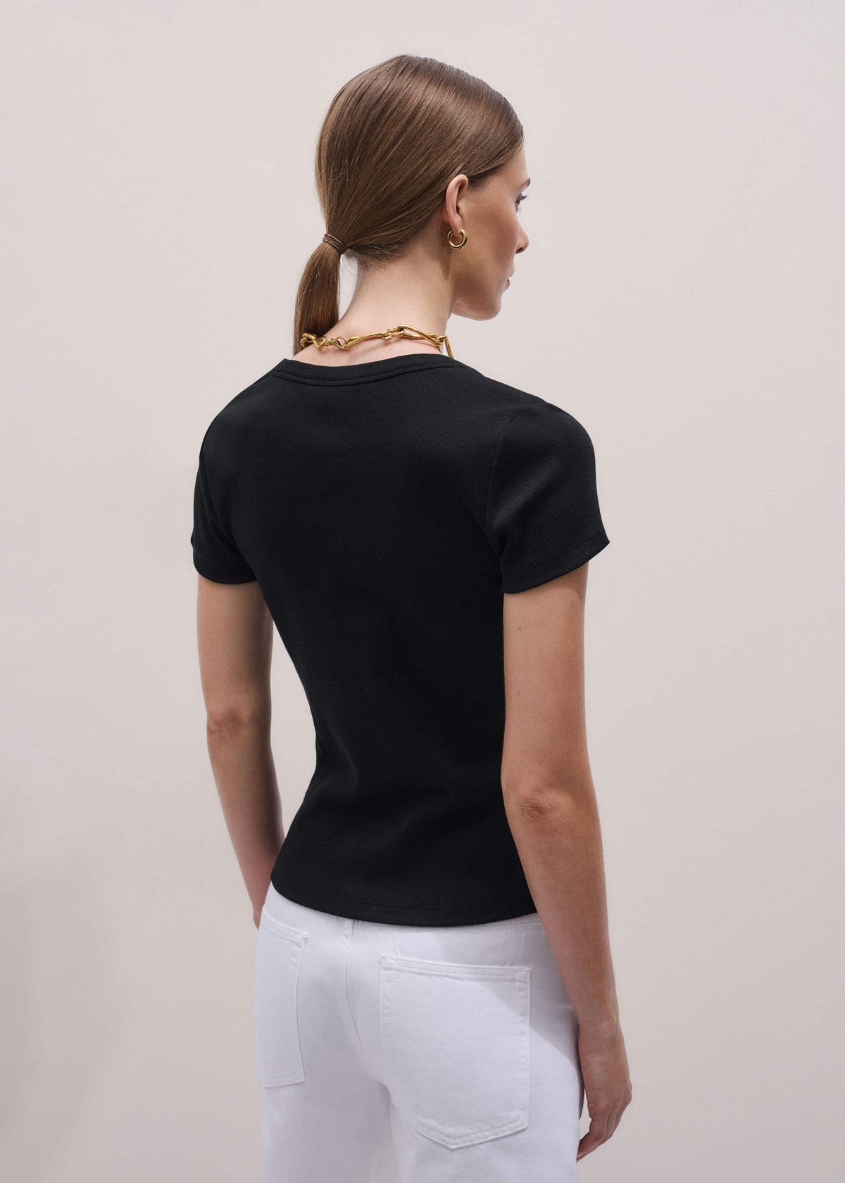 Black Ultimate Fitted Rib V-Neck Tee | ME+EM