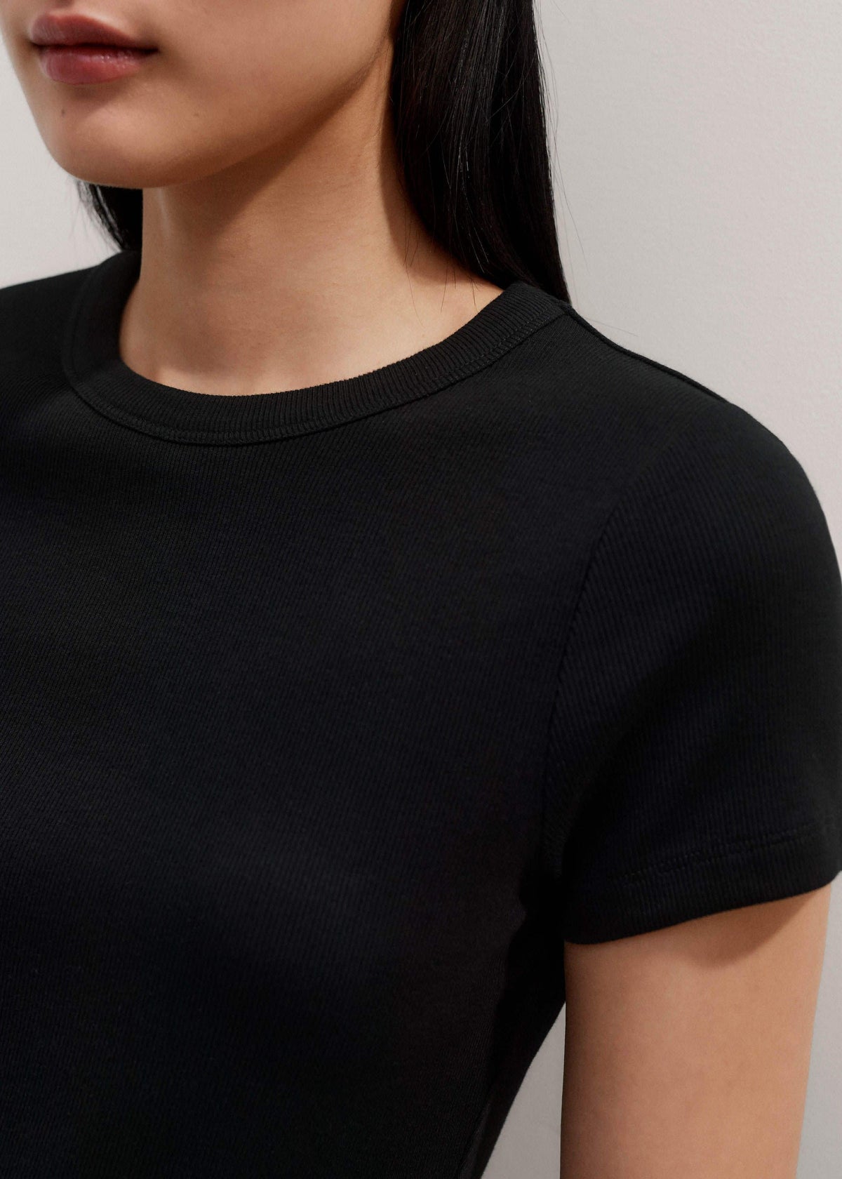 Black Ultimate Fitted Rib Crew Neck Tee | ME+EM