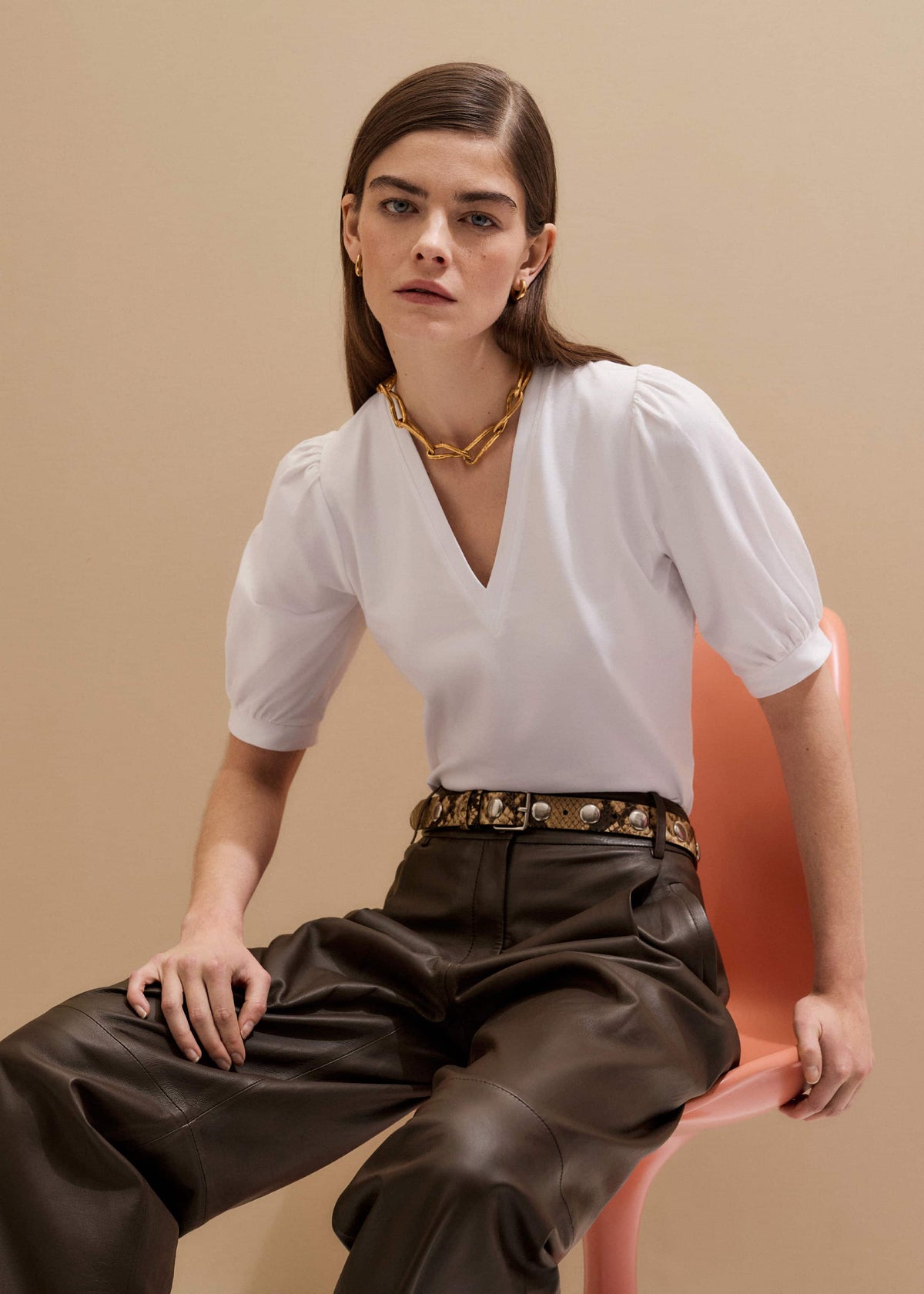 White Feminine Sleeve V-Neck Tee | ME+EM