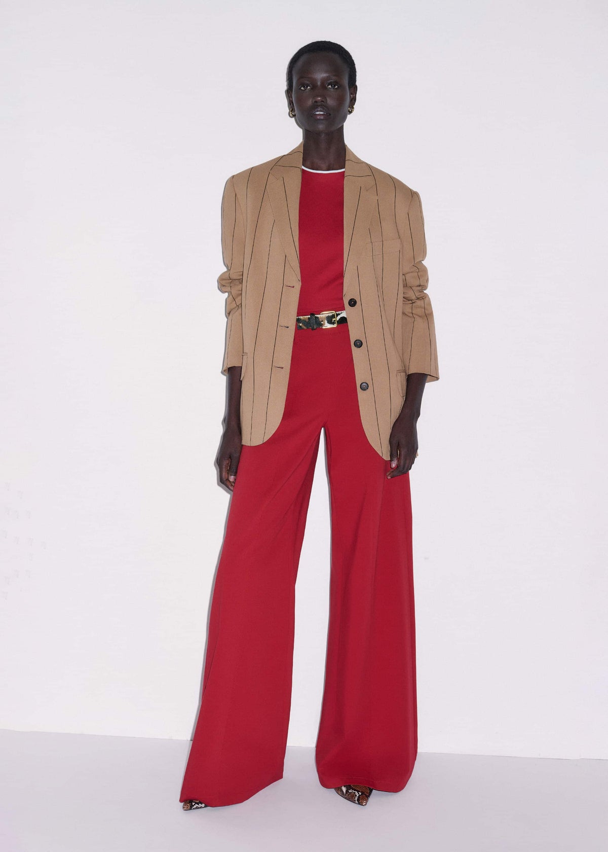 Red Contrast Trim Slim Tee | ME+EM