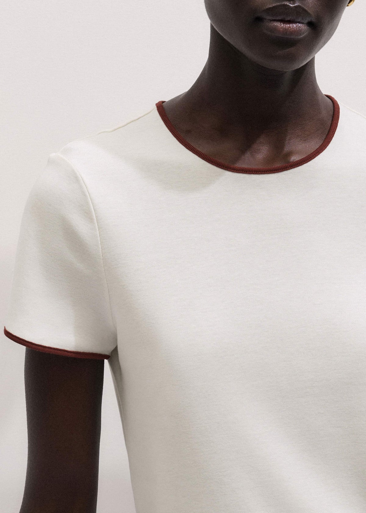 Cream Contrast Trim Slim Tee | ME+EM