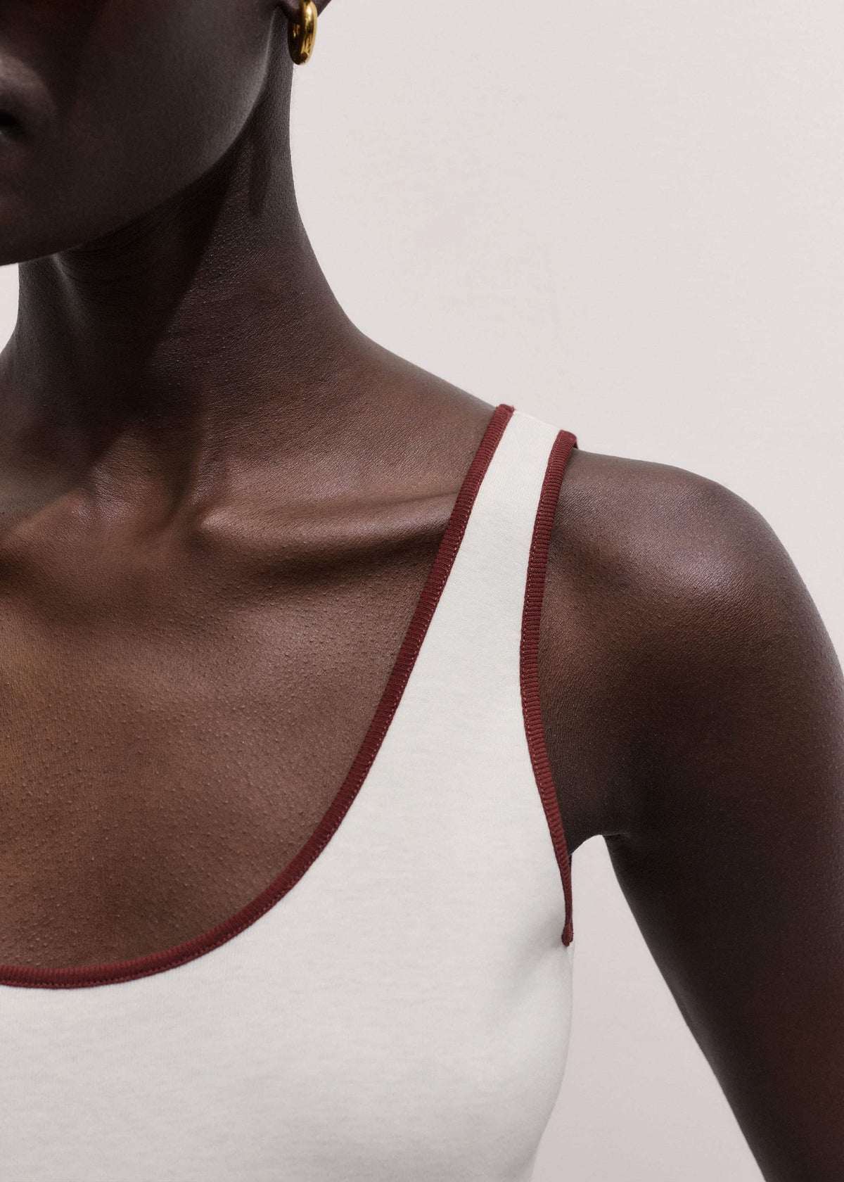 Cream Contrast Trim Slim Vest | ME+EM