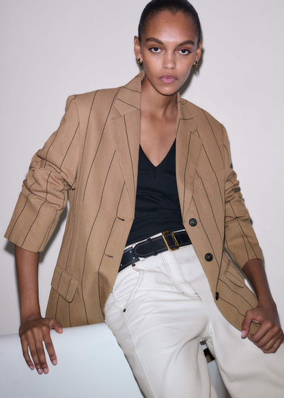 Black Ultimate V-Neck Vest | ME+EM