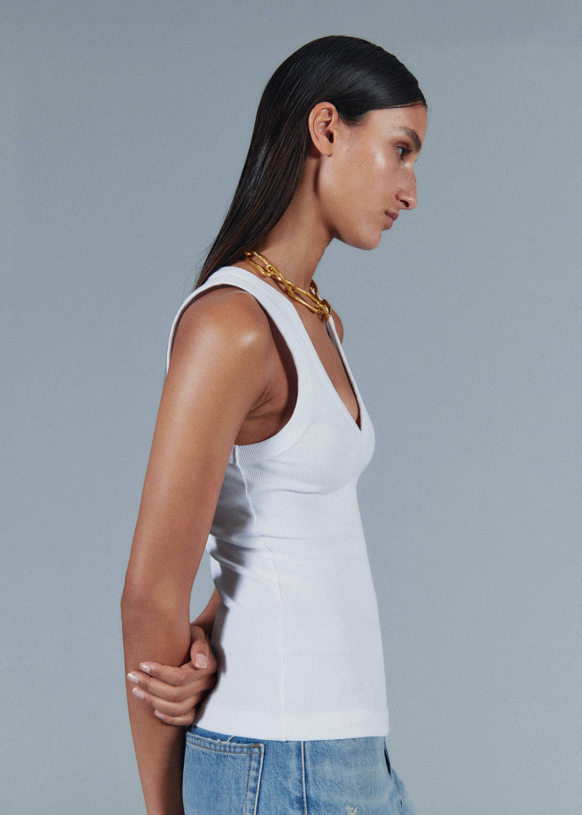 White Ultimate V-Neck Vest | ME+EM