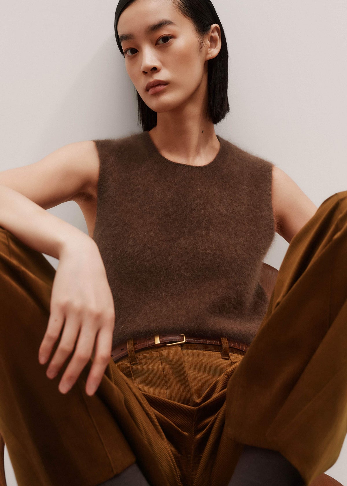 Brown Straight Sweater Vest | ME+EM