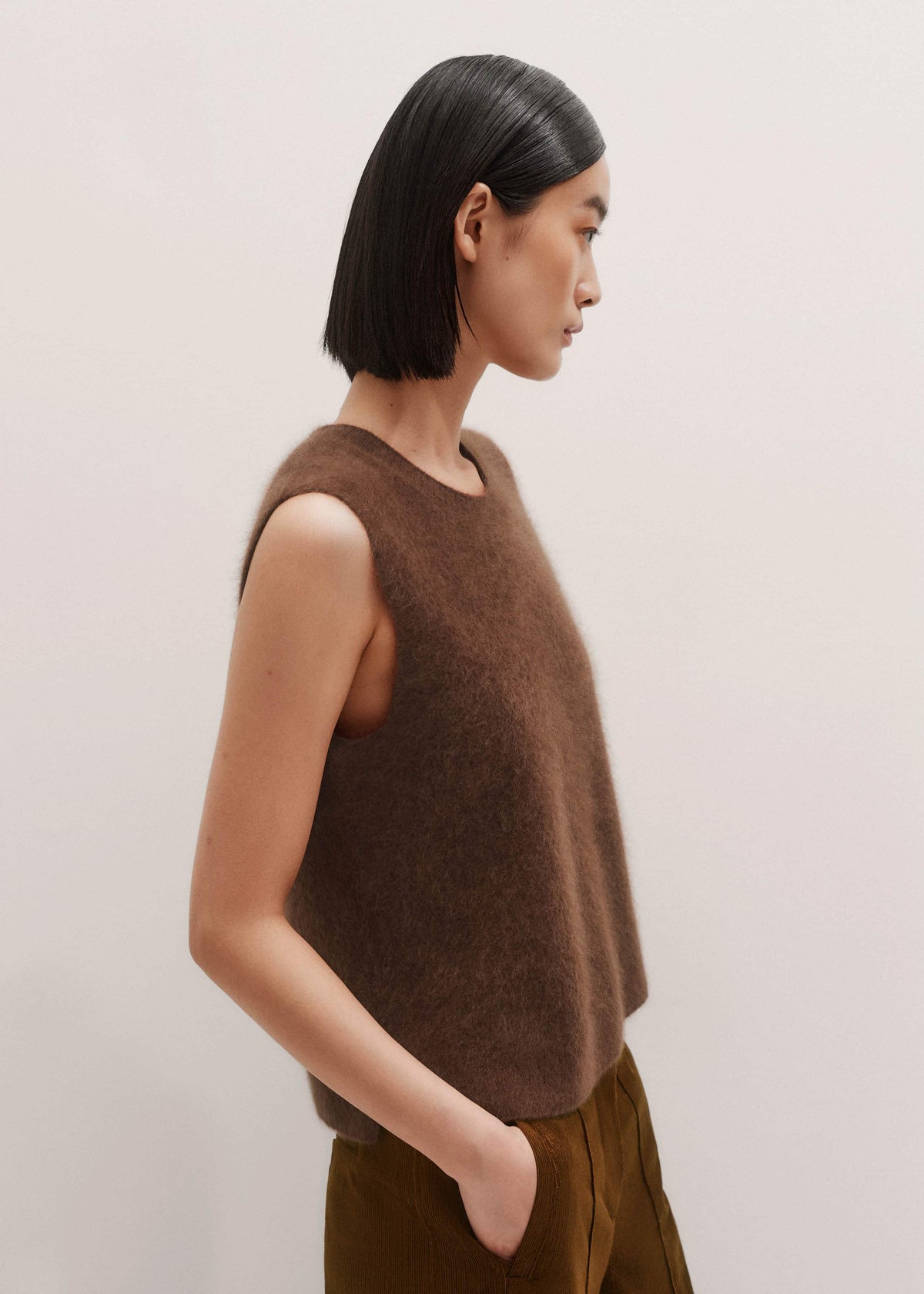 Brown Straight Sweater Vest | ME+EM