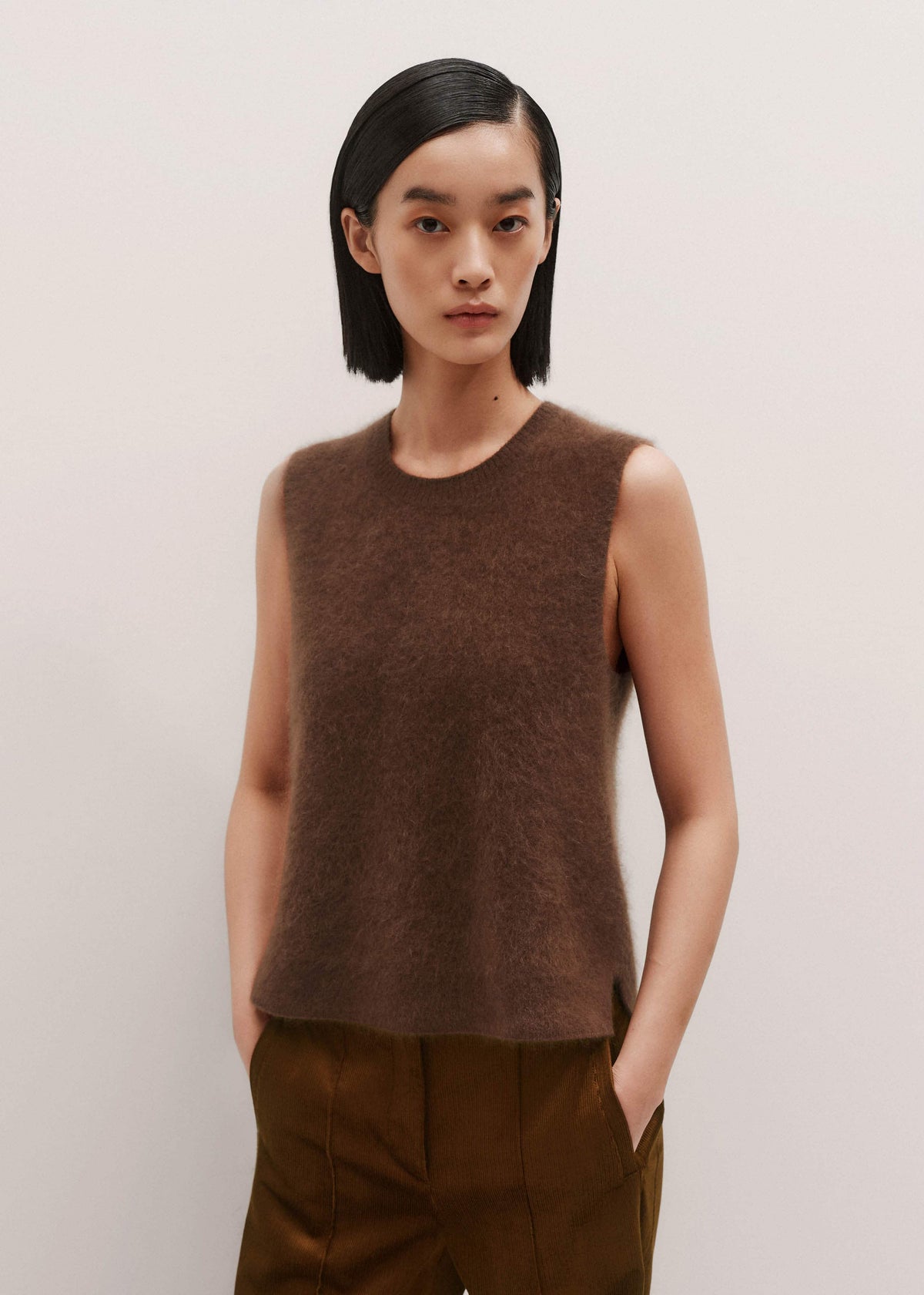 Brown Straight Sweater Vest | ME+EM