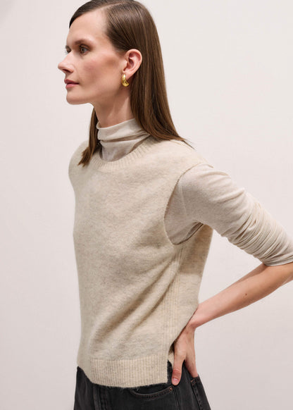 Cream Alpaca Blend Straight Knit Vest | ME+EM