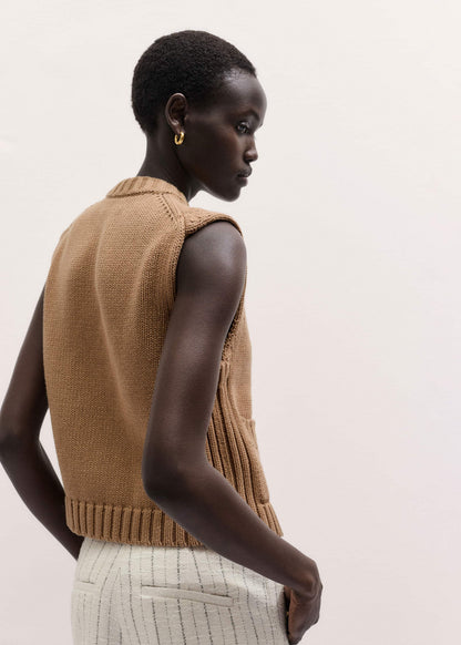 Brown Straight Crop Vest | ME+EM
