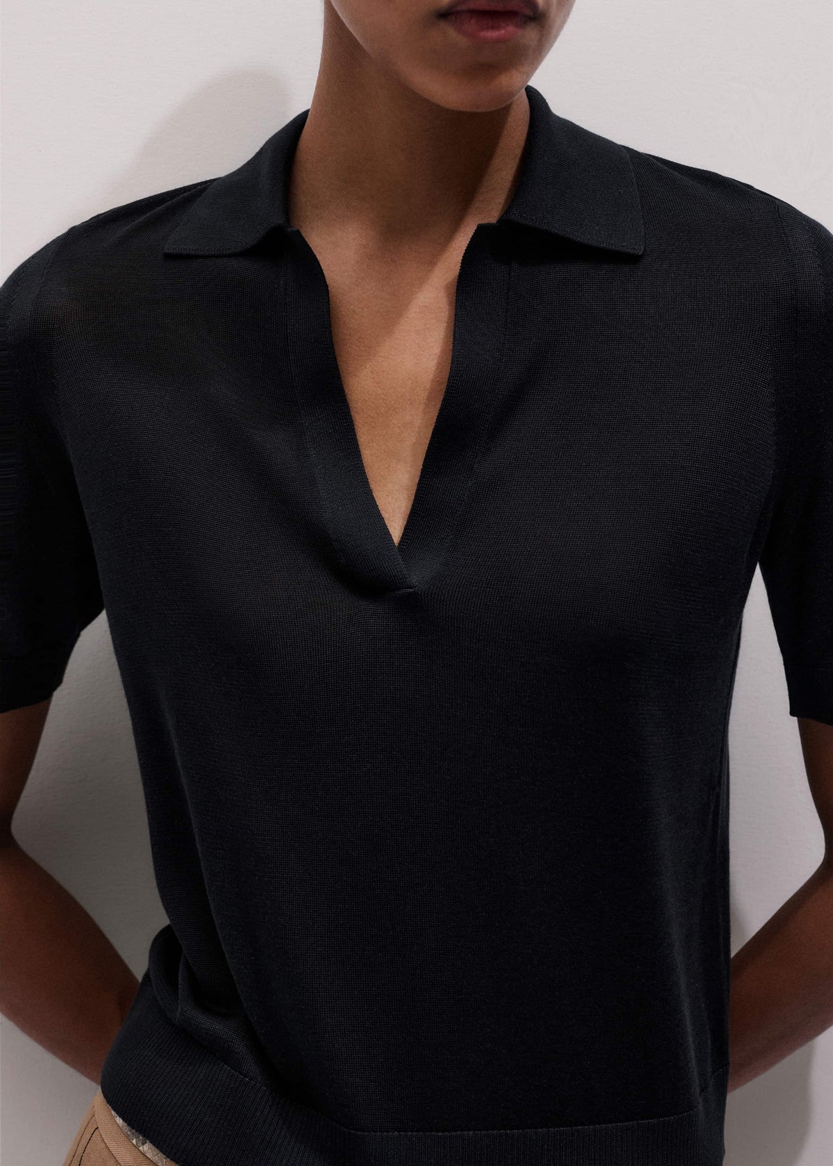 Black Silk Slim Knit Polo Tee | ME+EM