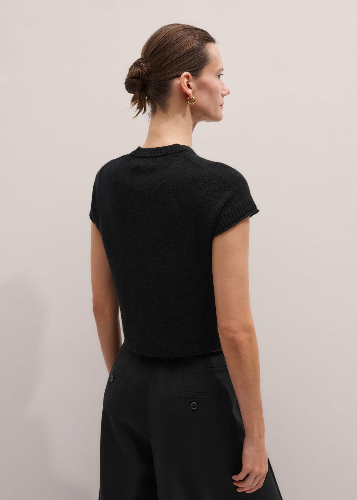 Black Cashmere Baby Tee | ME+EM