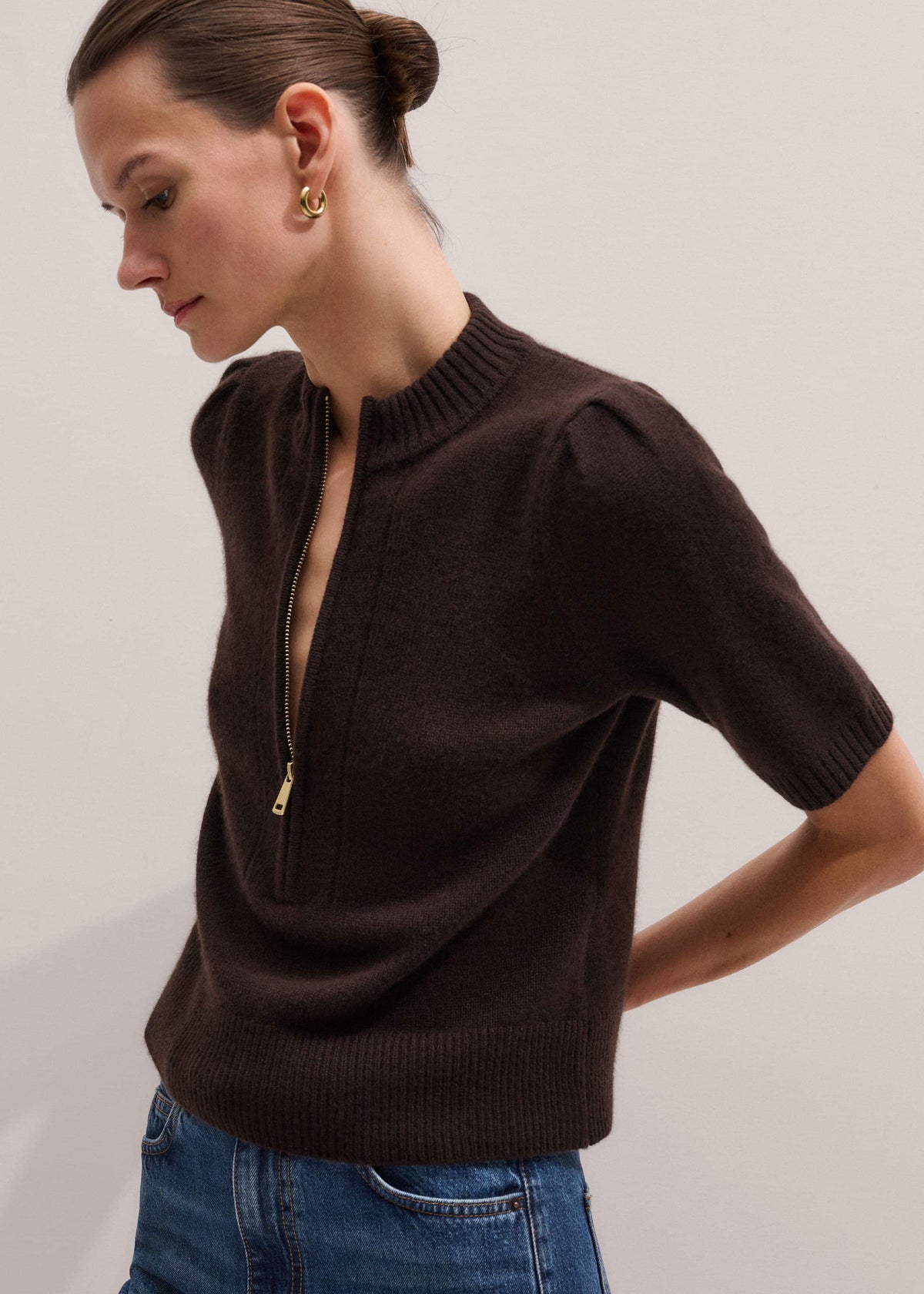 Brown Cashmere Zip Neck Pouf Sleeve Knit Tee | ME+EM