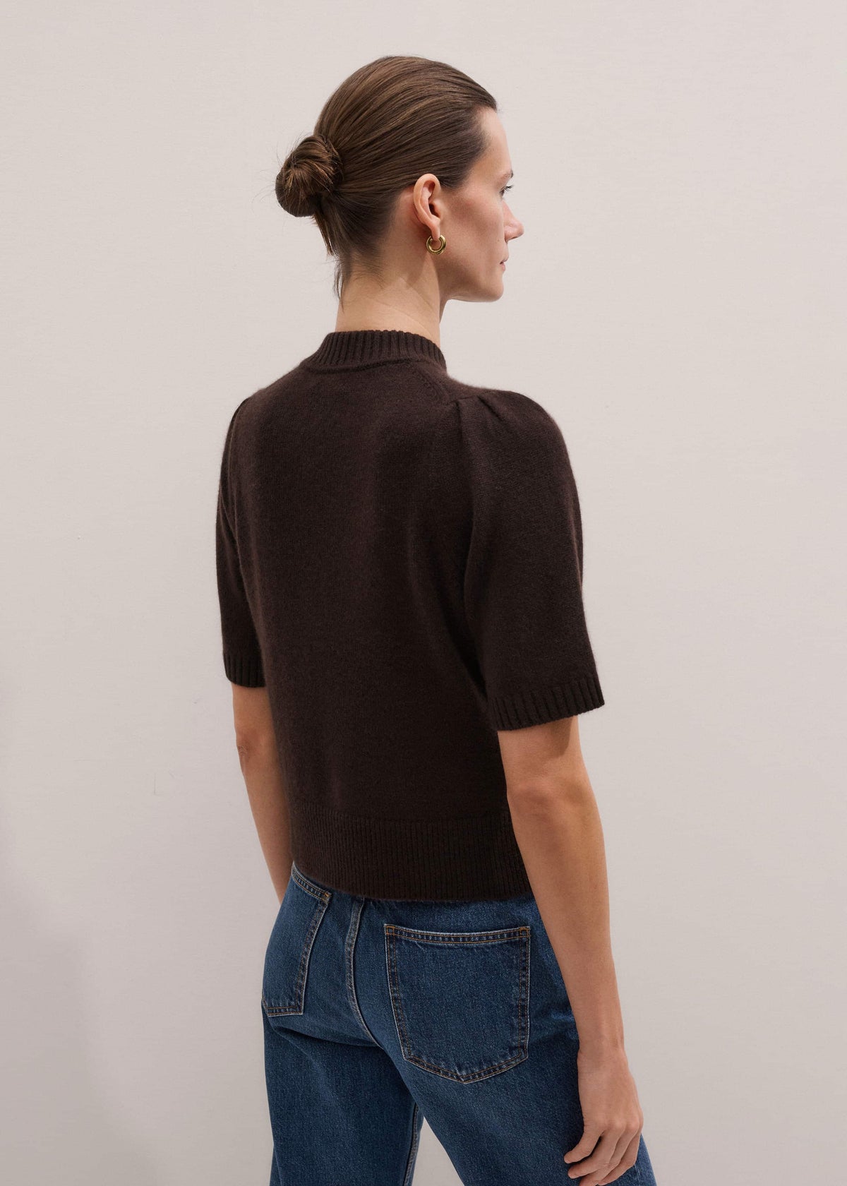 Brown Cashmere Zip Neck Pouf Sleeve Knit Tee | ME+EM