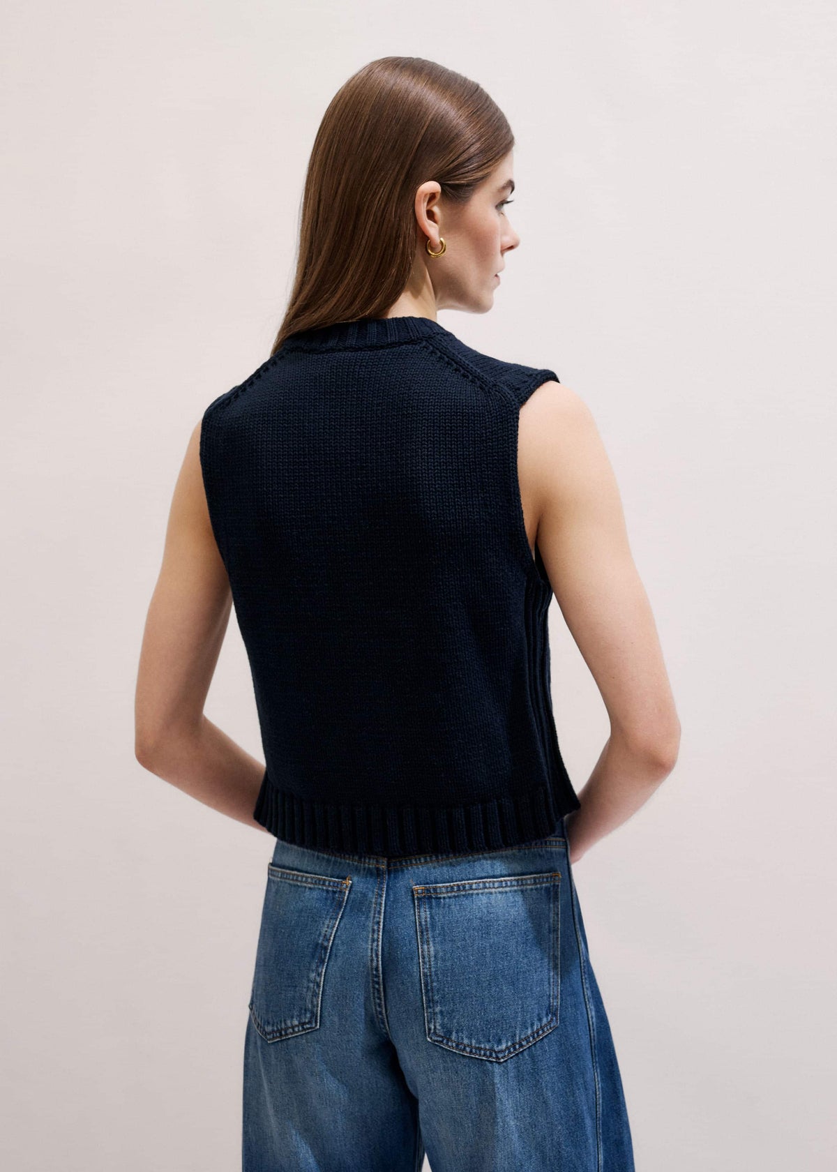 Navy Straight Crop Vest | ME+EM
