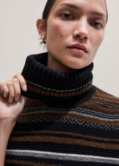 Black Textured Stitch Straight Sweater Vest + Snood | ME+EM