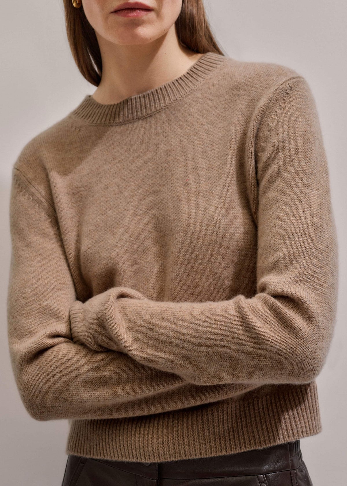 Camel Brown Cashmere Relaxed Crop Sweater | ME+EM